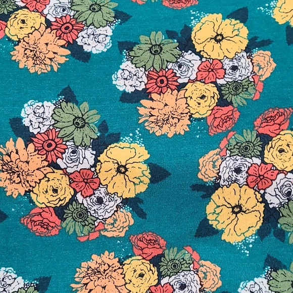 LuLaRoe Floral Irma Small - Picture 2 of 5